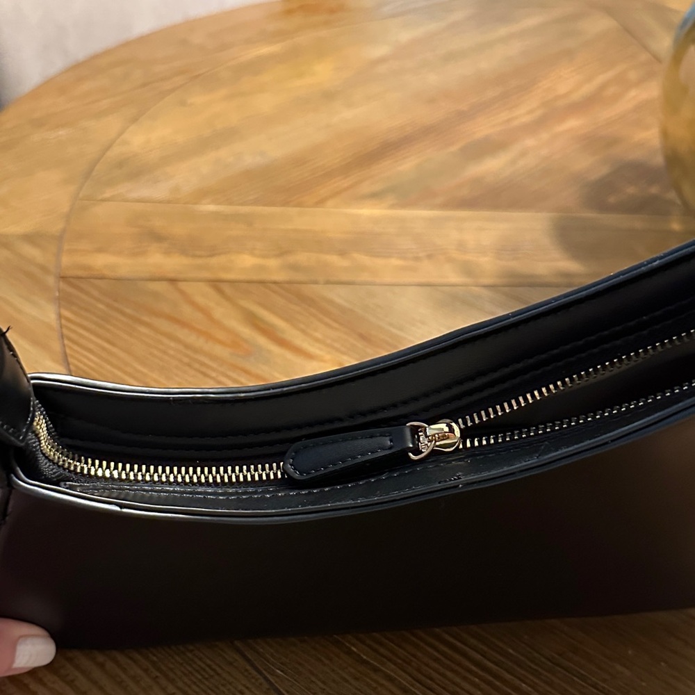 Rachel Zoe Classic Black Leather Shoulder Bag - Picture 6 of 7